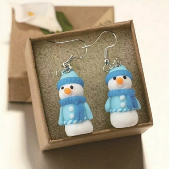 White & Blue Winter Holiday Snowman Dangle Drop Earrings New - Picture 1 of 9